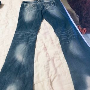 Cute Jeans Ariya Brand Sz 9/10.